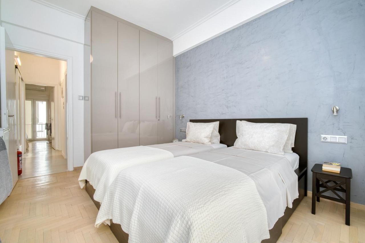 Elegant Light Two Bedroom Apartment In City Center 아테네 외부 사진
